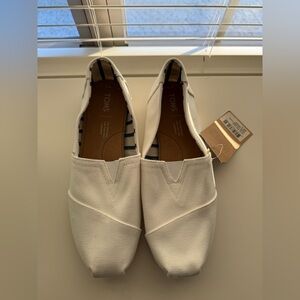 TOMS Men’s Classic White Canvas Slip-Ons